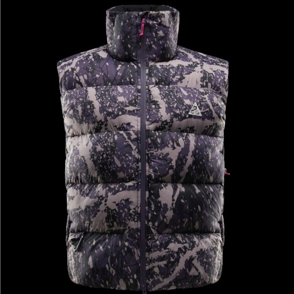 Nike ACG  Women's Puffer Vest in Black purple gray Abstract Print